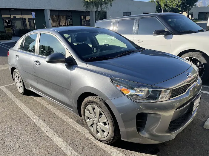 Quick Auto Rentals Picture 5