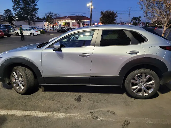 Enterprise Rent-A-Car Picture 1