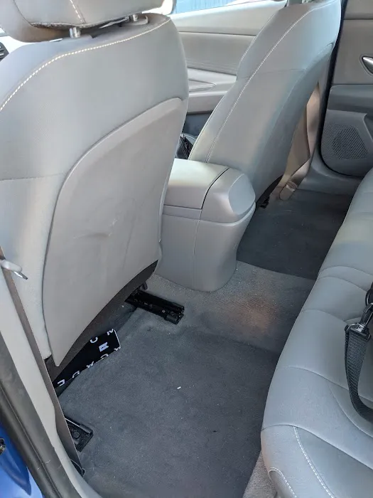 Avis Car Rental Picture 8