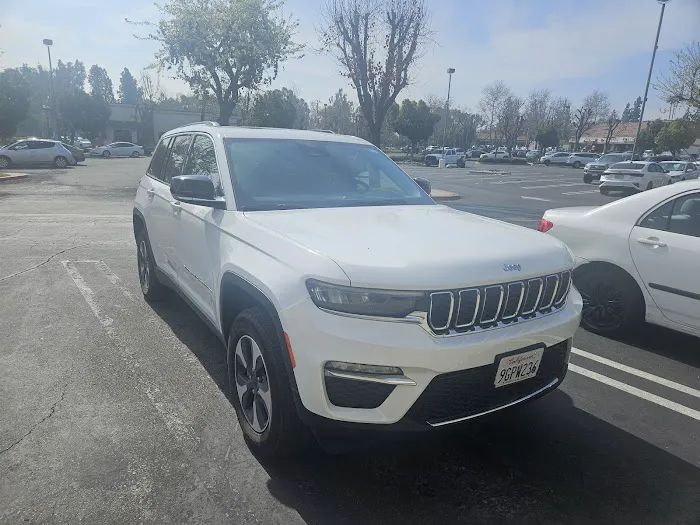 Avis Car Rental Picture 6