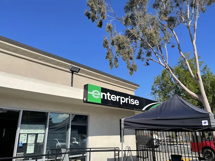 Enterprise Rent-A-Car Picture 3