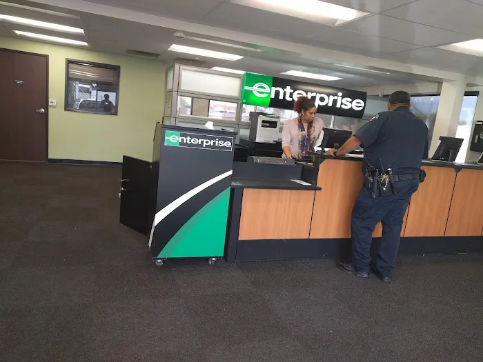 Enterprise Rent-A-Car Picture 1