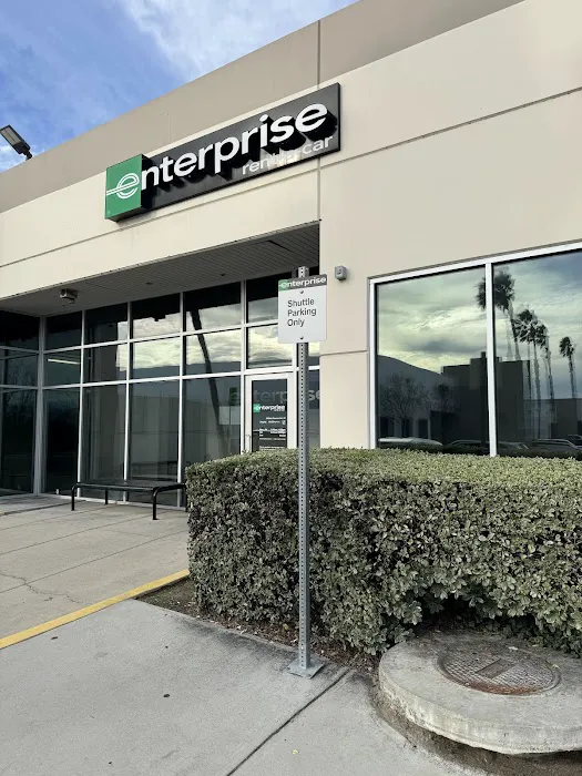 Enterprise Rent-A-Car Picture 1