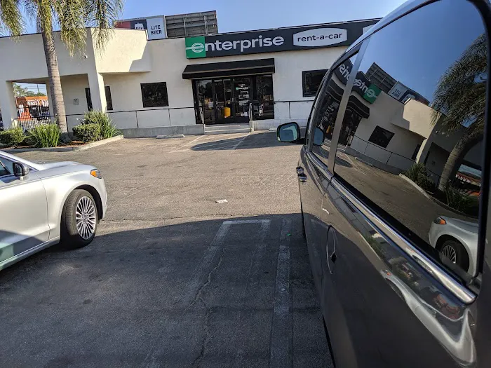 Enterprise Rent-A-Car Picture 3