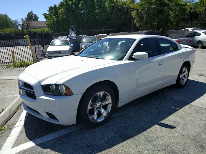 Car Rentals Picture 1