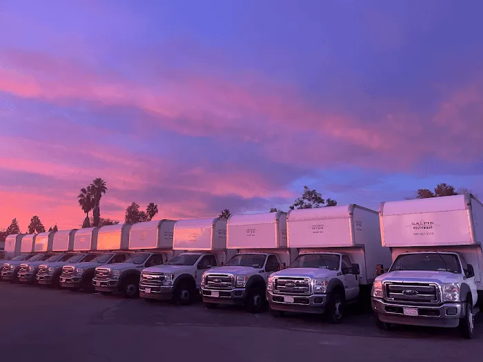 Galpin Studio Rentals and Rent-A-Car Picture 6