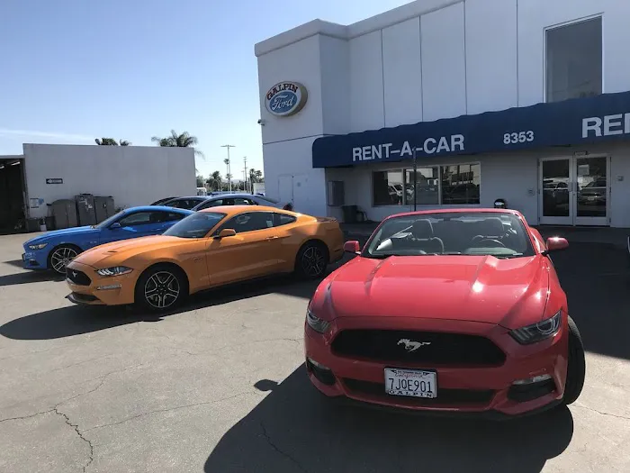 Galpin Studio Rentals and Rent-A-Car Picture 10
