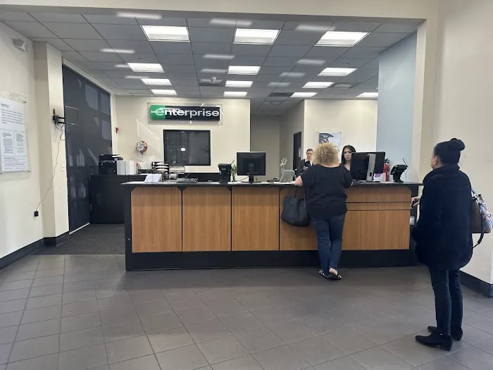 Enterprise Rent-A-Car Picture 2