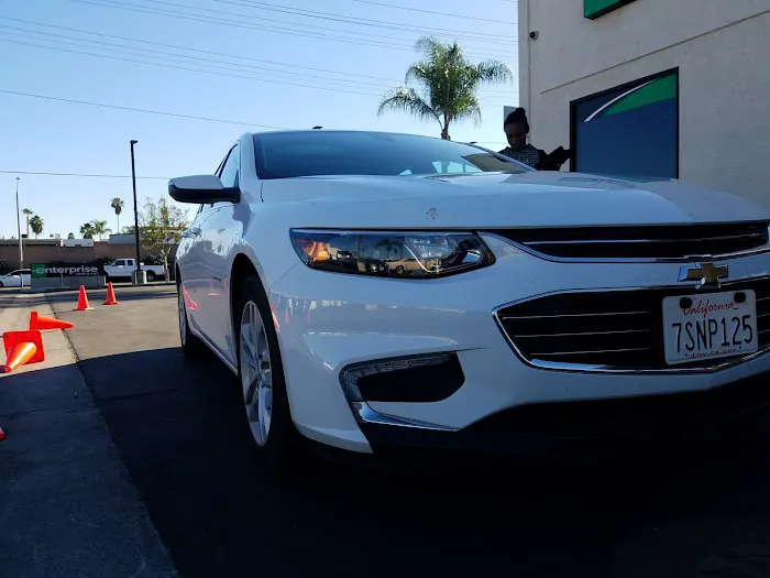 Enterprise Rent-A-Car Picture 4