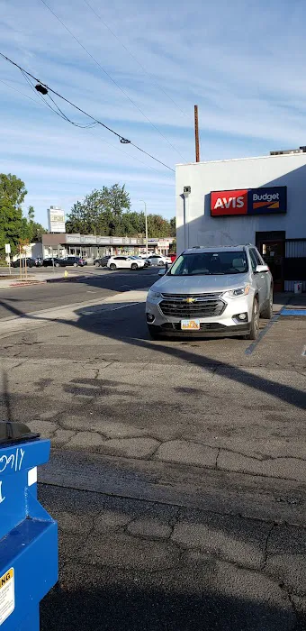 Avis Car Rental Picture 4