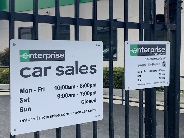 Enterprise Rent-A-Car Picture 8