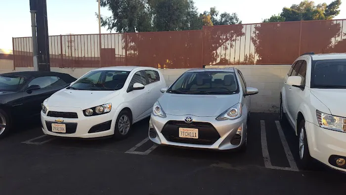 Hertz Car Rental - Northridge - Devonshire Boulevard Picture 5