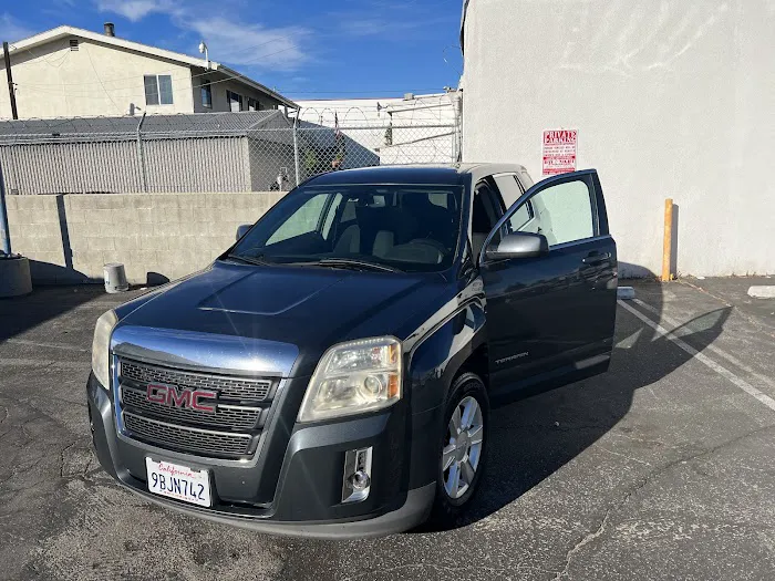 City Ride Car Rental Picture 1