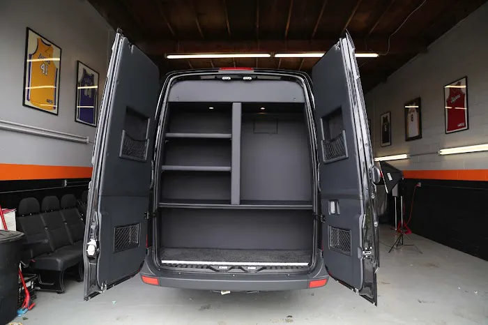 Swift Auto Club Picture 10