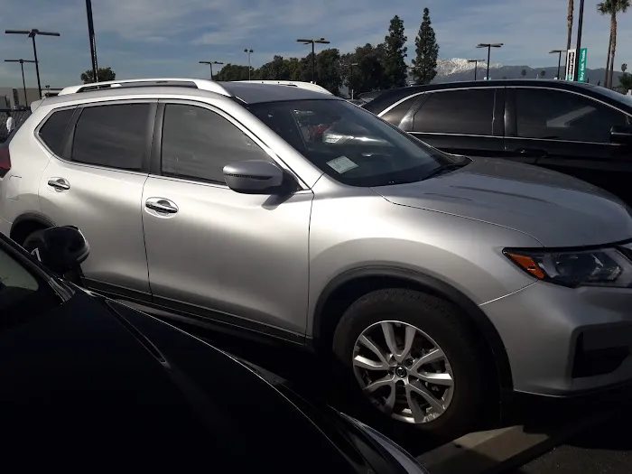 Enterprise Rent-A-Car Picture 7