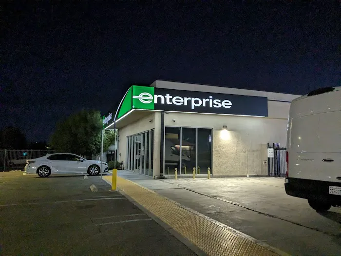 Enterprise Rent-A-Car Picture 3