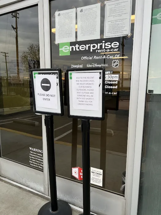 Enterprise Rent-A-Car Picture 7