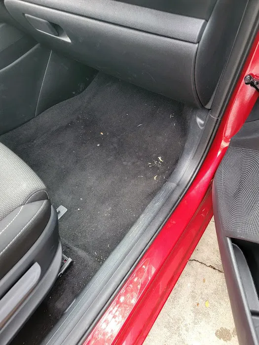 Avis Car Rental Picture 5