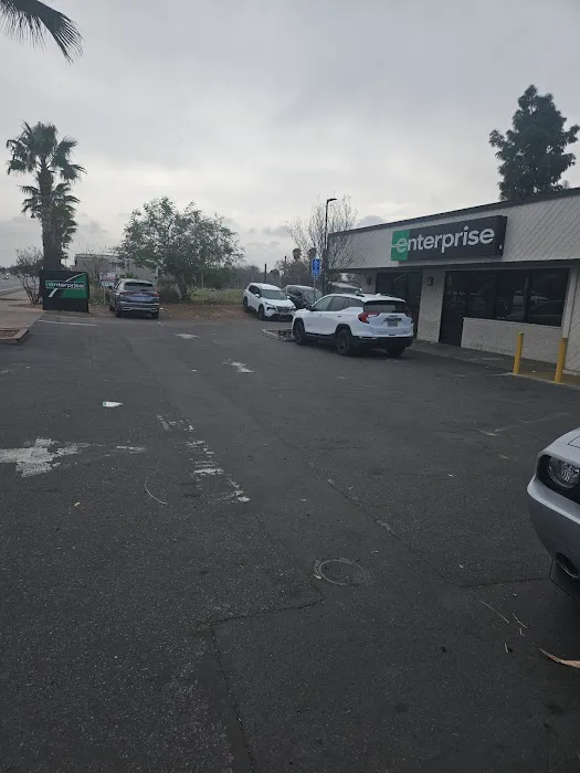 Enterprise Rent-A-Car Picture 1