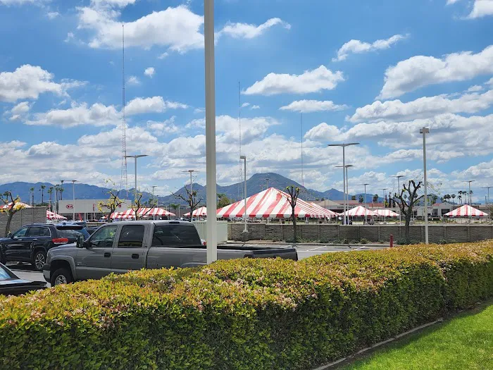 Hertz Car Rental - San Bernardino - Camino Real Picture 6