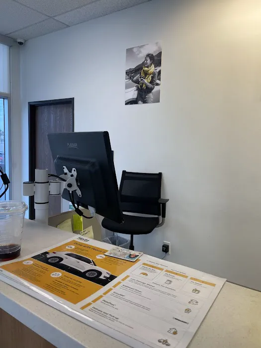 Hertz Car Rental - San Bernardino - Camino Real Picture 10