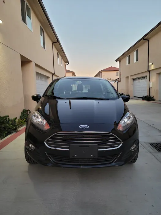 Hertz Car Rental - Fontana - Sierra Avenue Picture 3