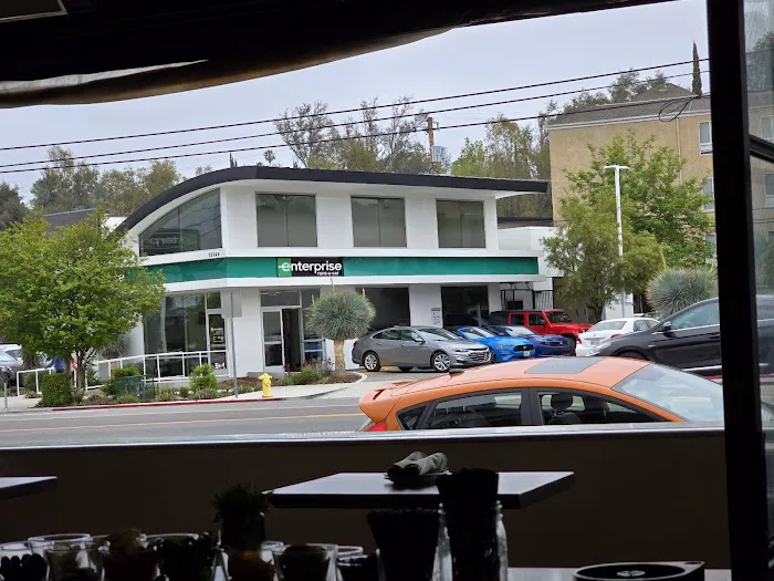 Enterprise Rent-A-Car Picture 6