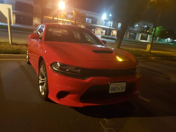 Avis Car Rental Picture 2