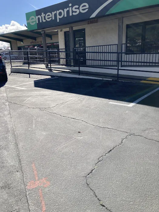 Enterprise Rent-A-Car Picture 1