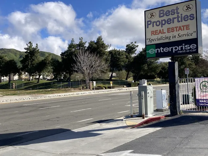 Enterprise Rent-A-Car Picture 8