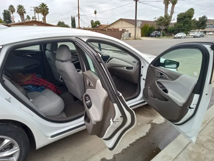 Budget Car Rental Picture 3