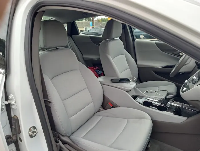 Budget Car Rental Picture 2