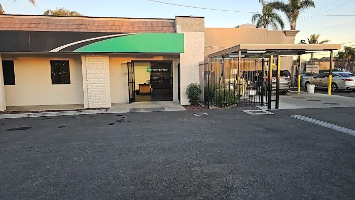 Enterprise Rent-A-Car Picture 3