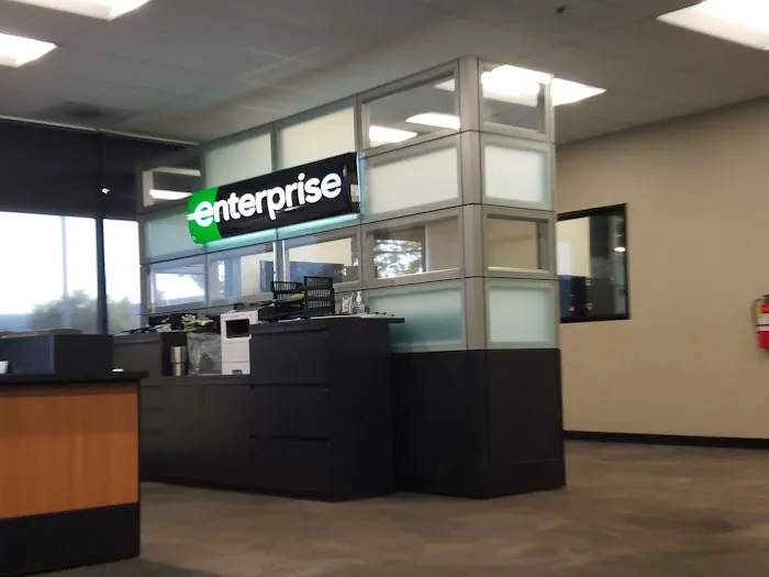 Enterprise Rent-A-Car Picture 3