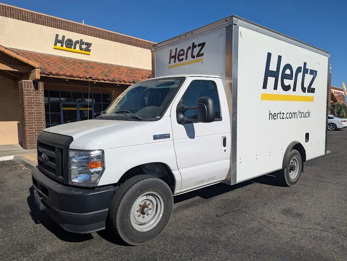 Hertz Car Rental - Temecula - Jefferson Avenue Picture 10