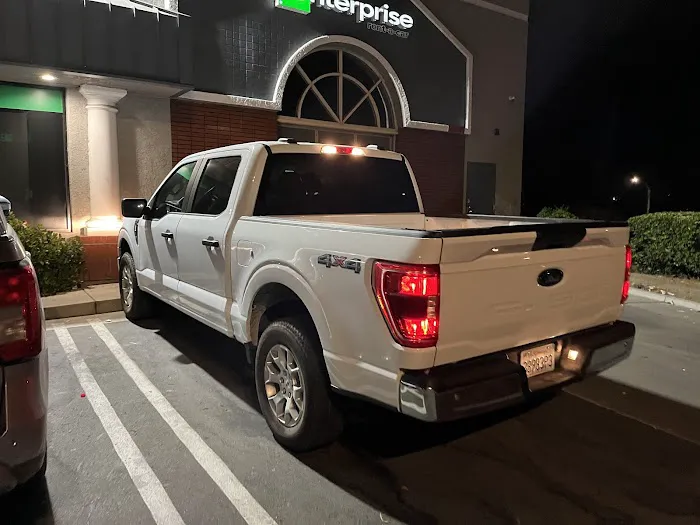 Enterprise Rent-A-Car Picture 10