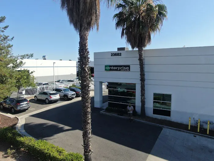Enterprise Rent-A-Car Picture 1