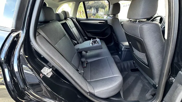 OC Car Rental Picture 3
