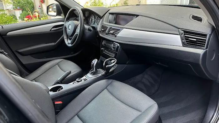 OC Car Rental Picture 5