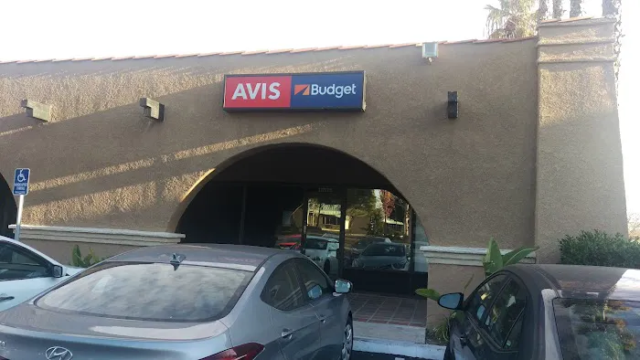 Avis Car Rental Picture 1