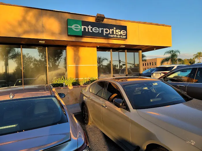 Enterprise Rent-A-Car Picture 2