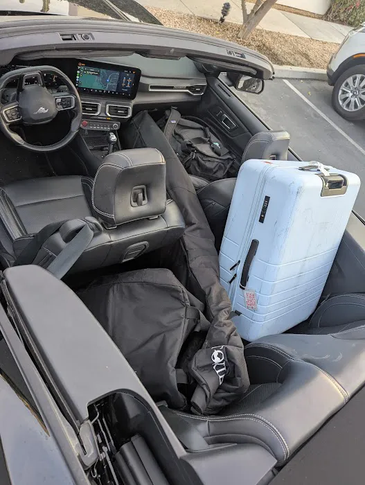 Avis Car Rental Picture 4