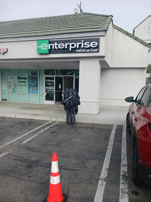 Enterprise Rent-A-Car Picture 1