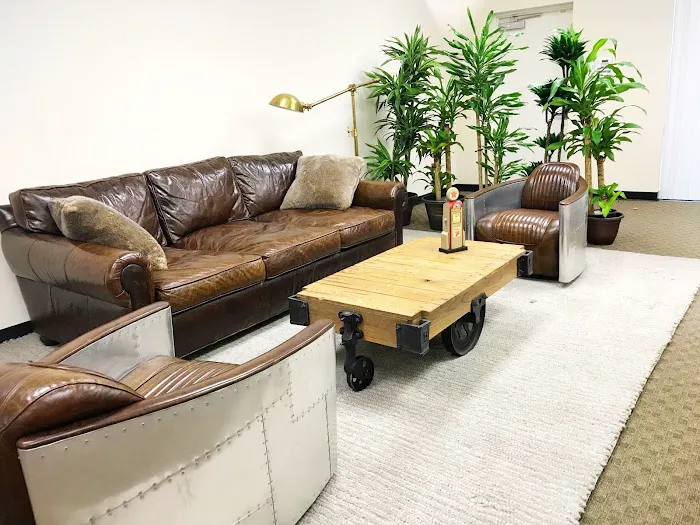 Reach Rental 瑞驰租赁 Picture 3