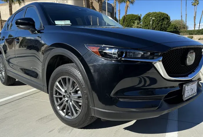 Palm Springs Car Rentals Picture 2
