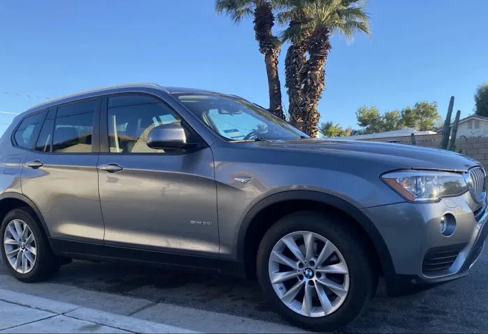 Palm Springs Car Rentals Picture 4