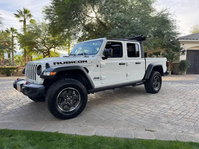 Palm Springs Auto Gallery: Luxury & Exotic Car Rentals Picture 7