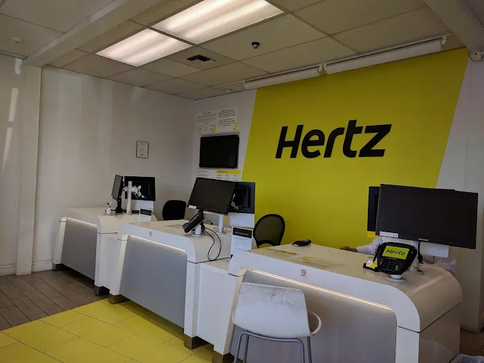 Hertz Car Rental - Indio - Hwy 111 Picture 3