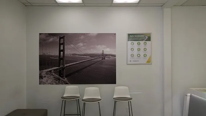 Hertz Car Rental - Indio - Hwy 111 Picture 8