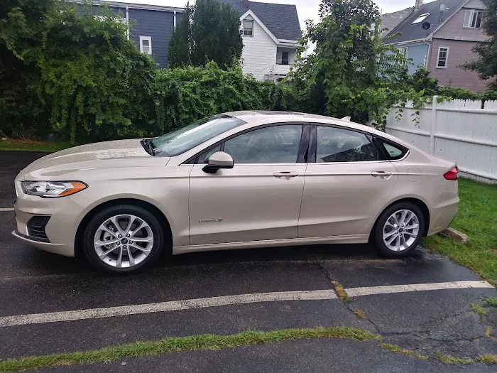 Avis Car Rental Picture 8